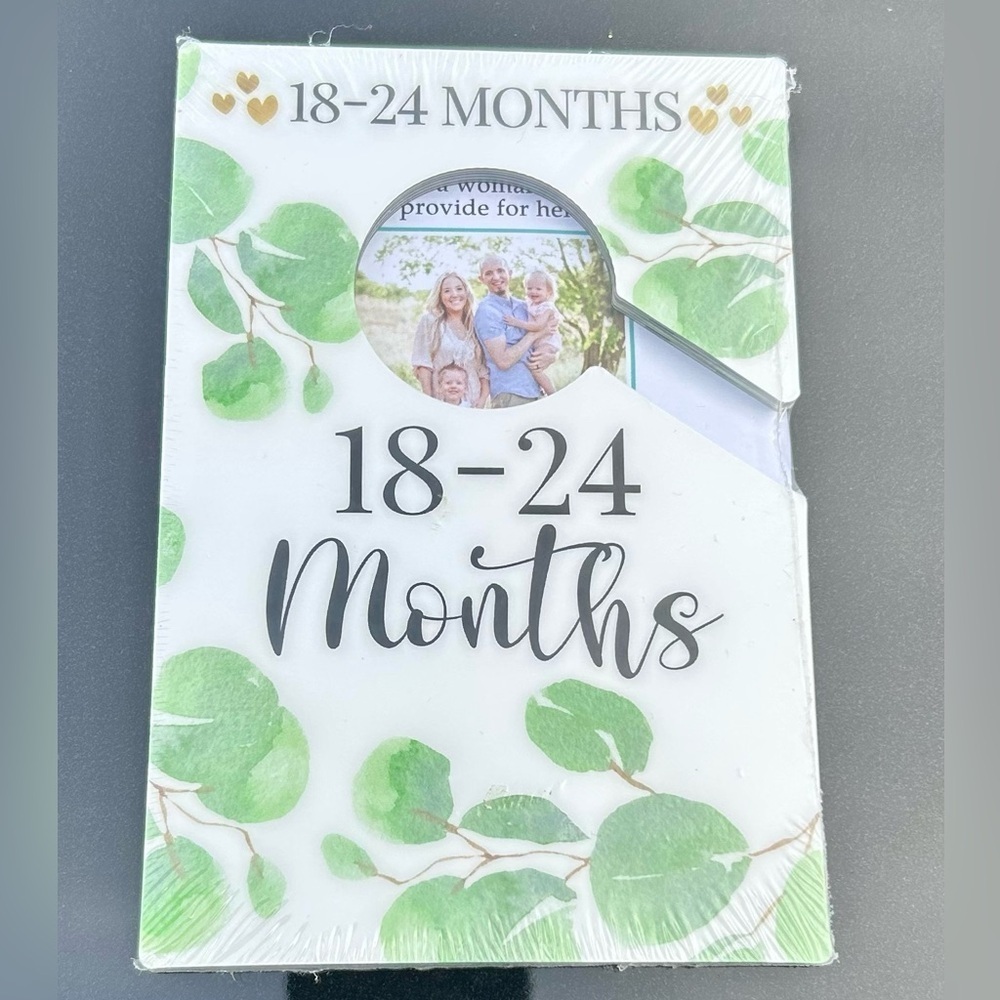 🌿 Olive Green Baby Closet Dividers – 0–24 Months – Durable Plastic – NEW 🌿